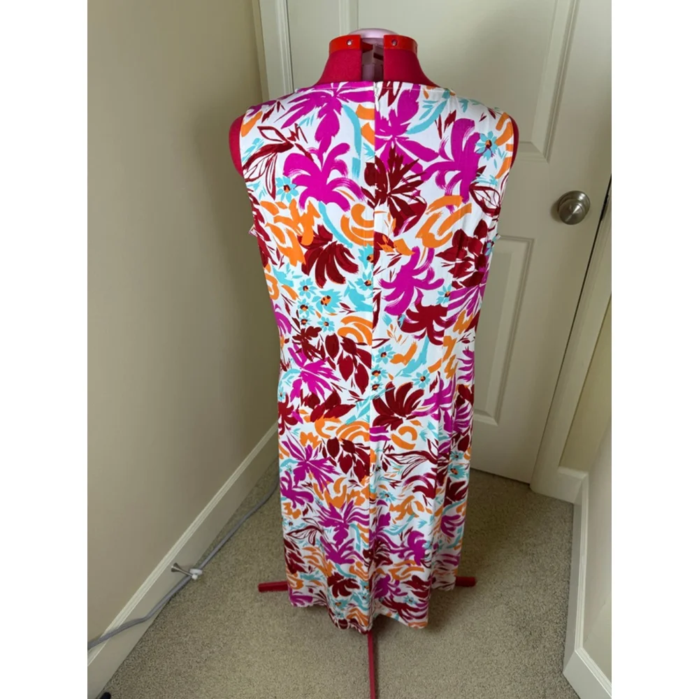 NWOT Women's Maggy London Plus 16W White Floral Fuchsia Sleeveless Midi Dress